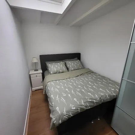 Private Apartment. Apartamento *